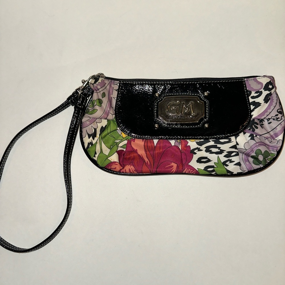 Wristlet - Picture 2 of 8